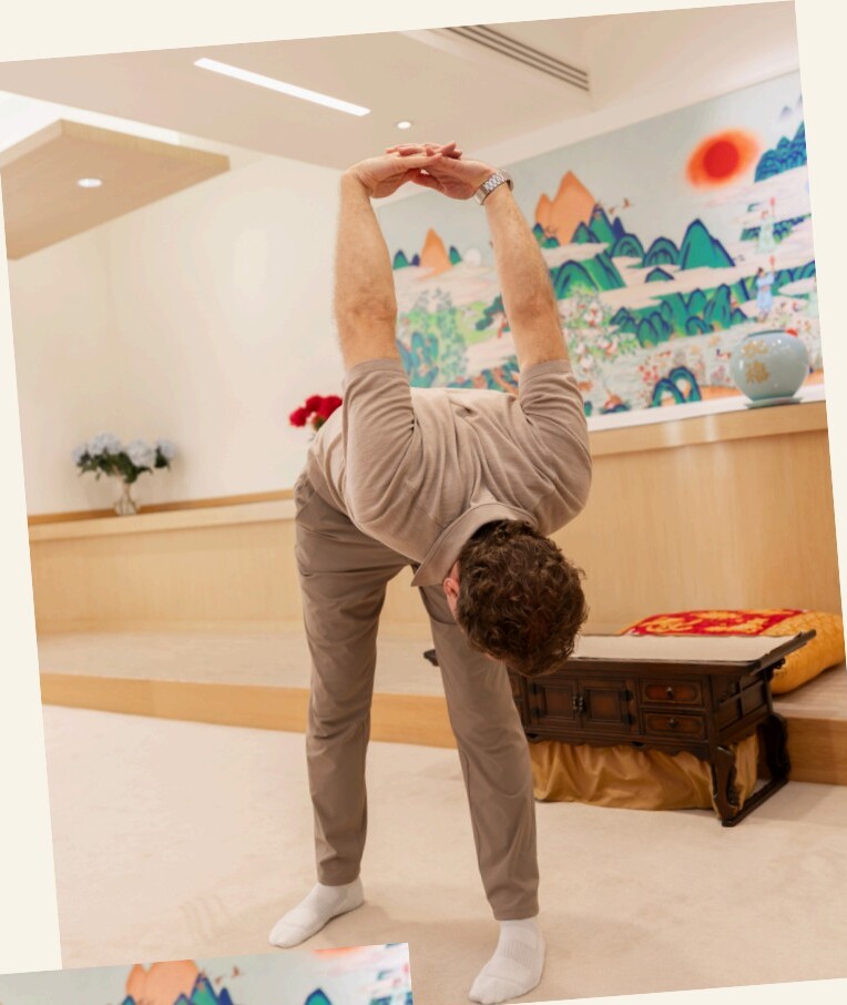 Energy practice in the Sun Kyeong wellness centre